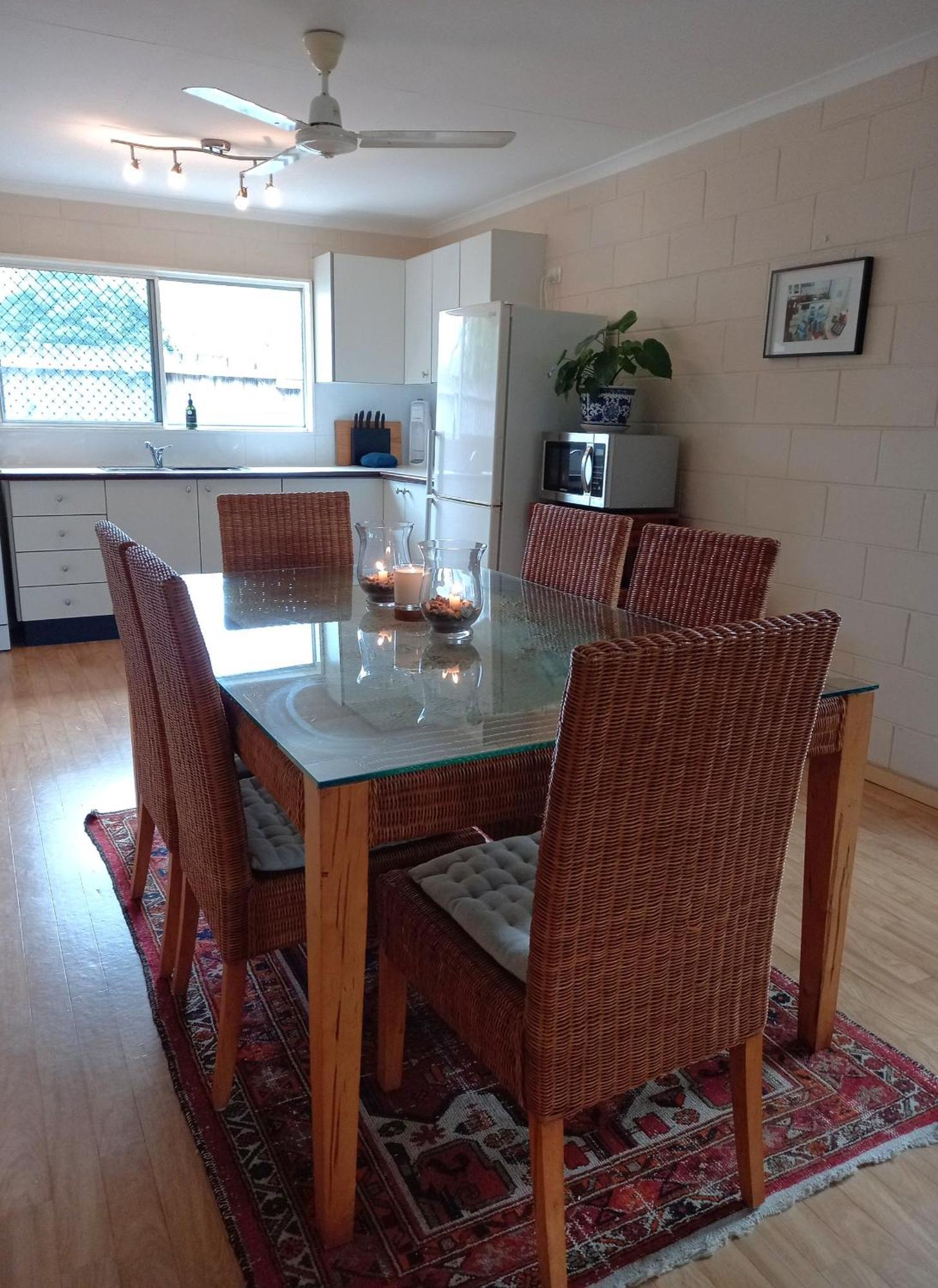 J & Ella'S Holiday House - 2 Bedroom, 2 Bathroom Home Cooktown Exterior foto