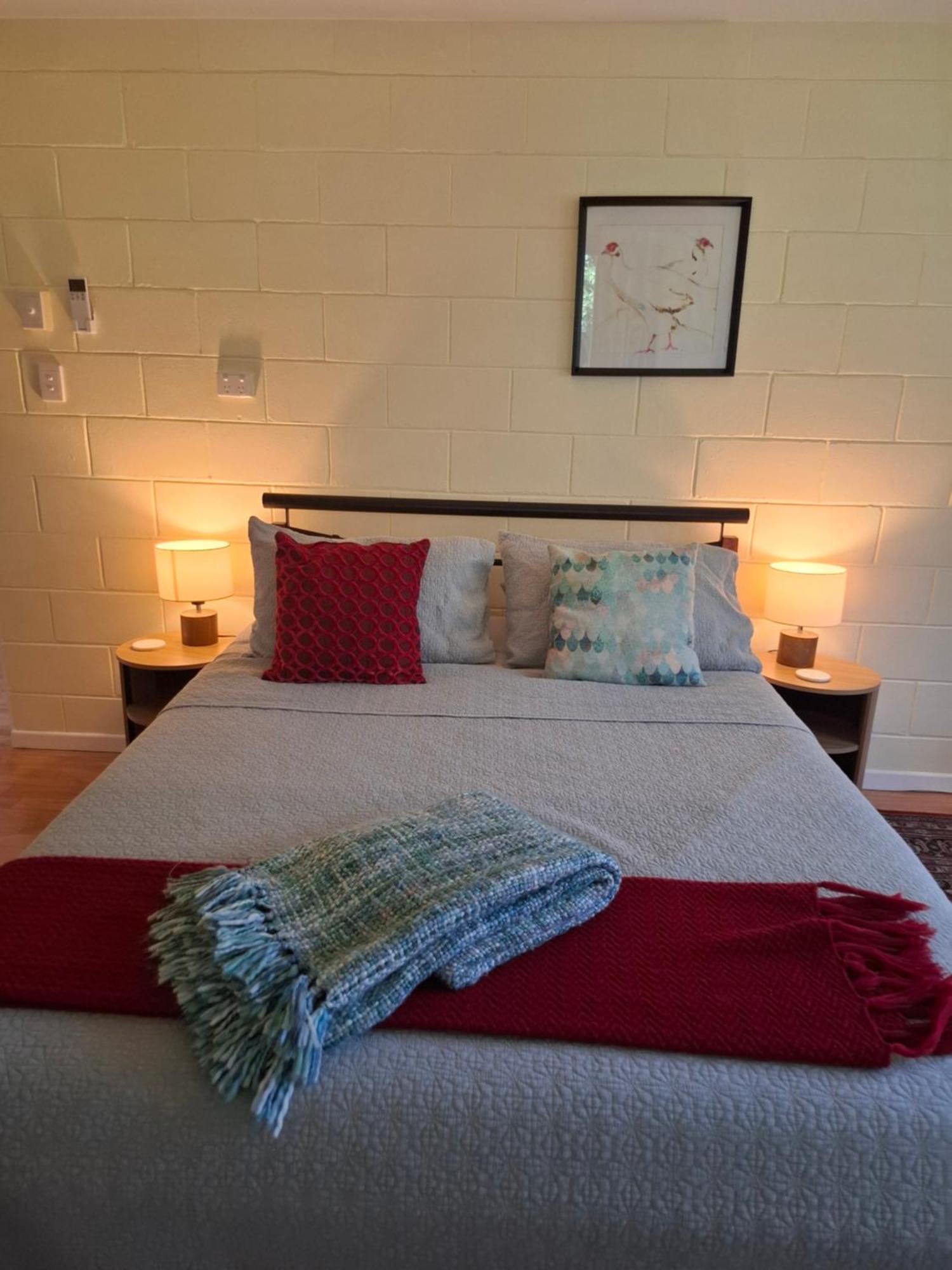 J & Ella'S Holiday House - 2 Bedroom, 2 Bathroom Home Cooktown Exterior foto